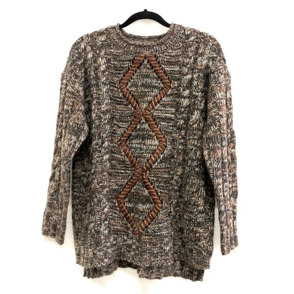 GeeGee Oversized Cable Knit Dropped-Tail Sweater